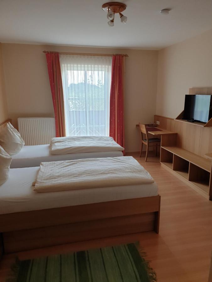 Gasthof Neuhofen 유겐도르프 외부 사진